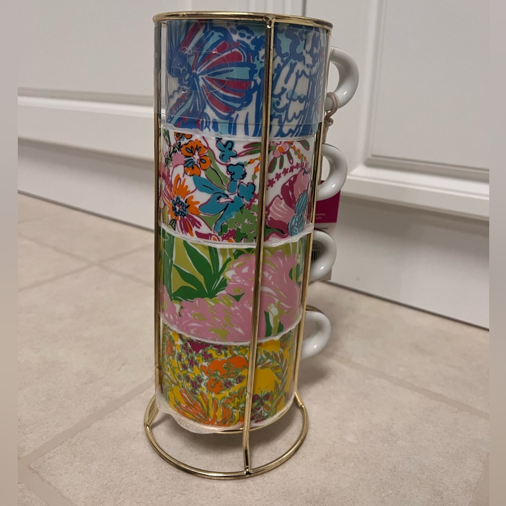 Lilly Pulitzer cappuccino cups (4) with gold holder